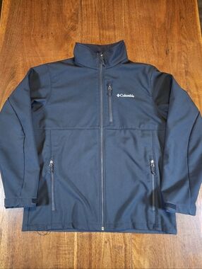 Columbia Men's Ascender Softshell Jacket Size Large